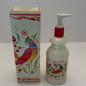 VTG Avon Country Creamery lotion Decanter NIB